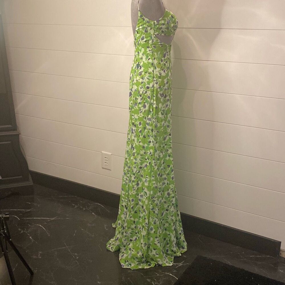 Green Floral Maxi Dress with Cutout Detail - Picture 6 of 14